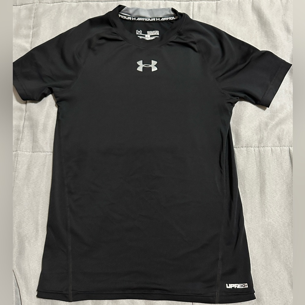 Boy’s youth fitted Under Armour Heat Gear t-shirt